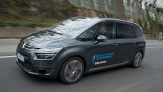 Ponad 300 km przejechały w trybie autonomicznym dwa samochody Citroën C4 Picasso, […]