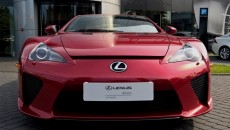 Kultowych supersamochodów Lexus LFA zbudowano tylko 500 sztuk, z czego do Europy […]