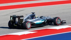 Startujący z pole position Lewis Hamilton (Mercedes) wygrał wyścig z cyklu Mistrzostw […]