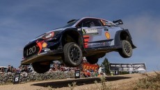 Ott Tänak i Martin Jarveoja (Ford Fiesta WRC) prowadzą po drugiem etapie […]