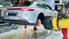 W fabryce Porsche w Lipsku ruszyła seryjna produkcja nowego Porsche Panamera Sport […]