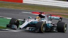 Kierowcy Mercedesa dobrze rozpoczęli weekend na domowym torze Ferrari.. Lewis Hamilton i […]