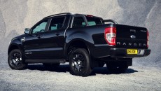 Ford przedstawia wyjątkową serię modelu Ranger Black Edition, która debiutowała podczas zakończonego […]