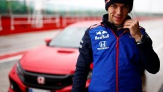 Kierowcy zespołu Formuły 1, Red Bull Toro Rosso Honda, Francuz – Pierre […]