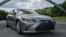 Do polskich salonów trafi wkrótce zupełnie nowa rodzinna limuzyna. Model Lexus ES […]