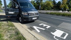 Łódź, jako pierwsze miasto w Polsce, oznakowuje buspasy znakami samochodów elektrycznych. Oznacza […]