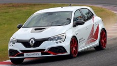 Nowe Renault Megane R.S. Trophy-R ustanowiło o ponad trzy sekundy lepszy w […]