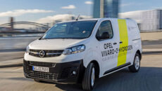 Pierwszy Opel Vivaro‑e HYDROGEN, który opuścił linię montażową, będzie bezemisyjnie eksploatowany w […]