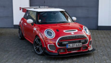 W 2022 roku po dziesięciu latach przerwy MINI John Cooper Works ponownie […]