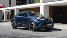 Toyota C-HR, najpopularniejszy crossover w Polsce, dostępny jest teraz w salonach marki […]