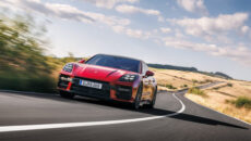 Porsche wprowadza na rynek dynamiczne modele z najwyższej półki – to Panamera […]