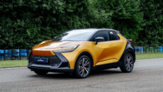 Toyota C-HR Plug-in Hybrid to propozycja, która łączy innowacyjność z codzienną funkcjonalnością. […]